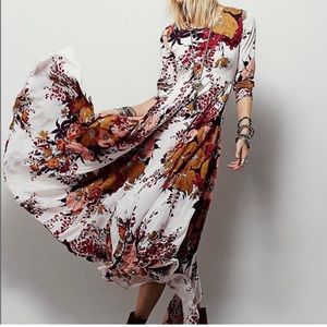 Free People First Kiss Garden Floral Print Boho Maxi Dress - RARE Ivory XS
